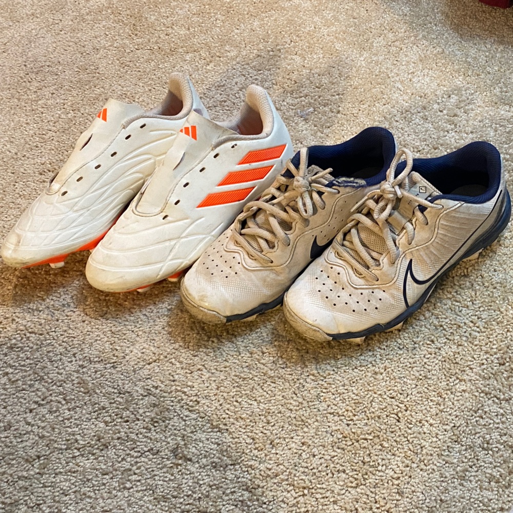 Kids Size 3 Cleats (baseball and soccer)
